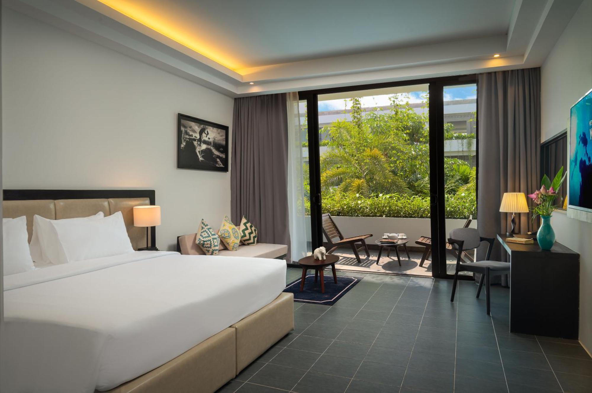 Eightfold Urban Resort 暹粒 外观 照片 Deluxe Room