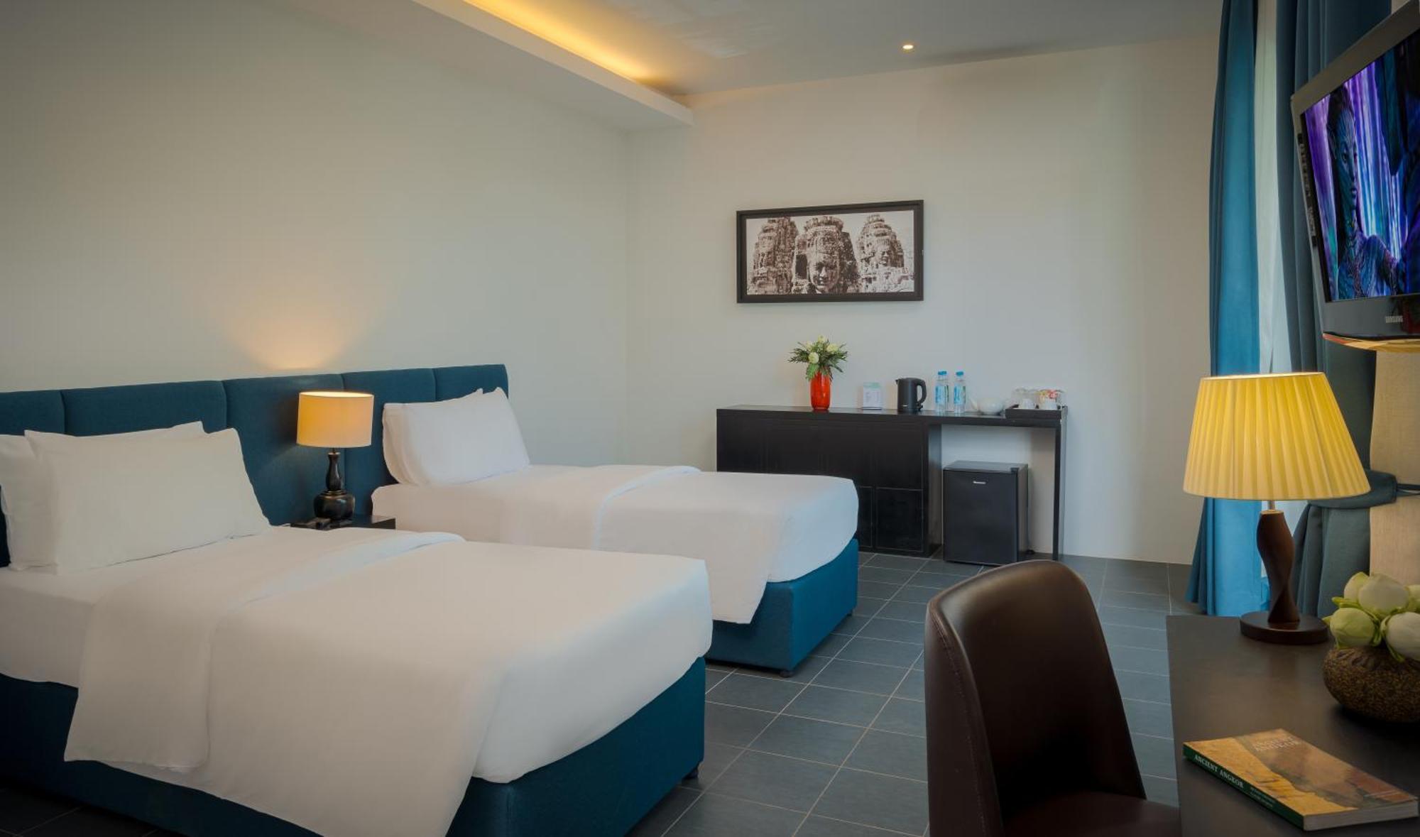 Eightfold Urban Resort 暹粒 客房 照片 Deluxe room